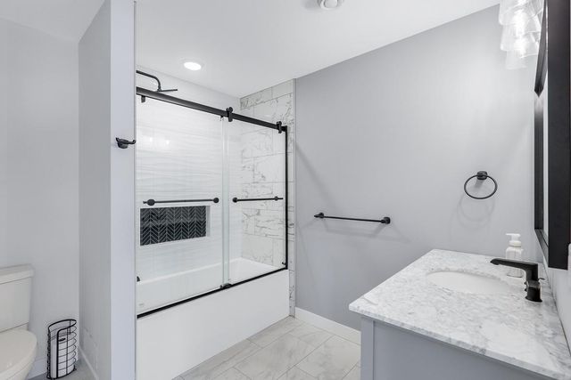 925 Minnesota Lane N, Plymouth, MN 55447