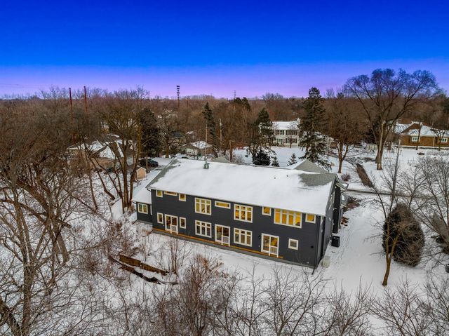 925 Minnesota Lane N, Plymouth, MN 55447