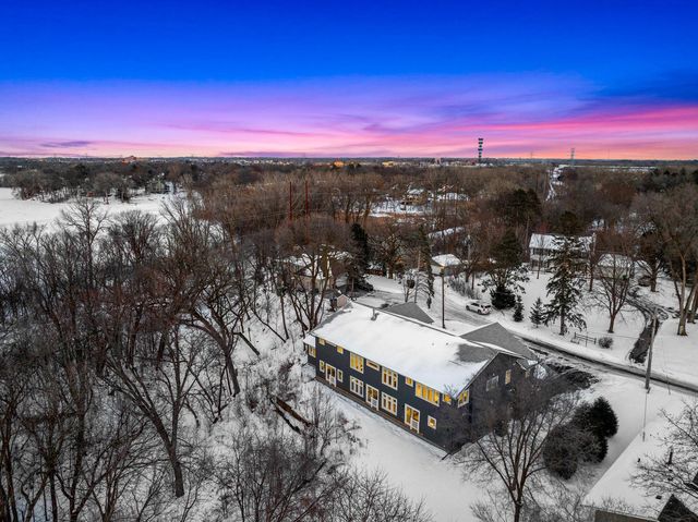 925 Minnesota Lane N, Plymouth, MN 55447