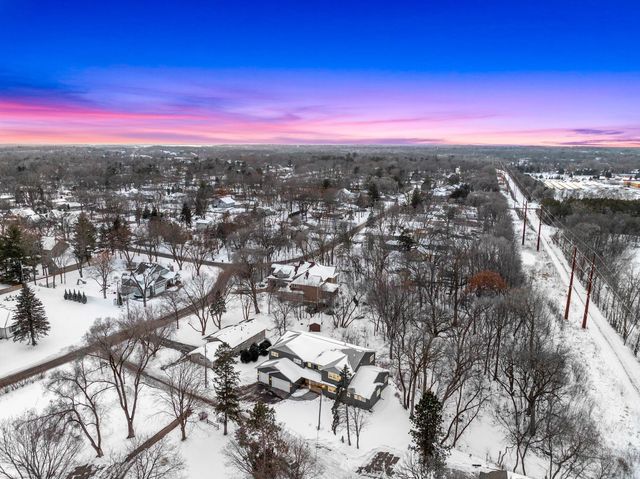 925 Minnesota Lane N, Plymouth, MN 55447