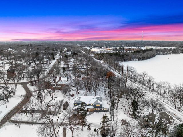 925 Minnesota Lane N, Plymouth, MN 55447