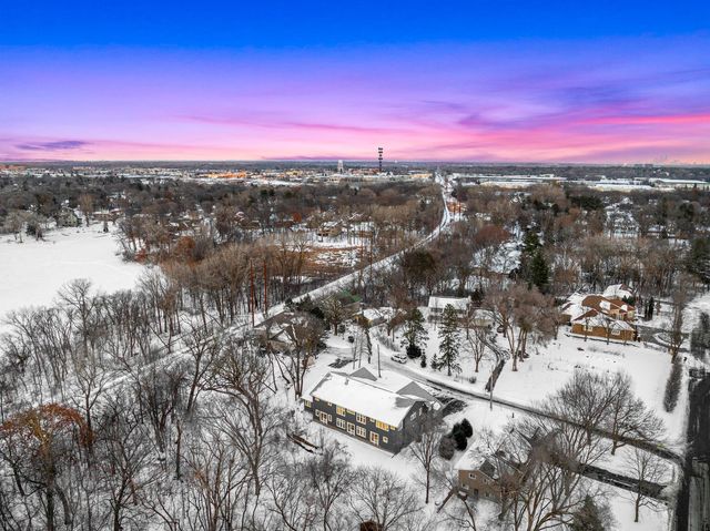 925 Minnesota Lane N, Plymouth, MN 55447