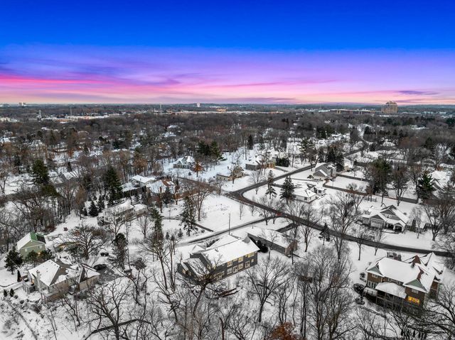 925 Minnesota Lane N, Plymouth, MN 55447