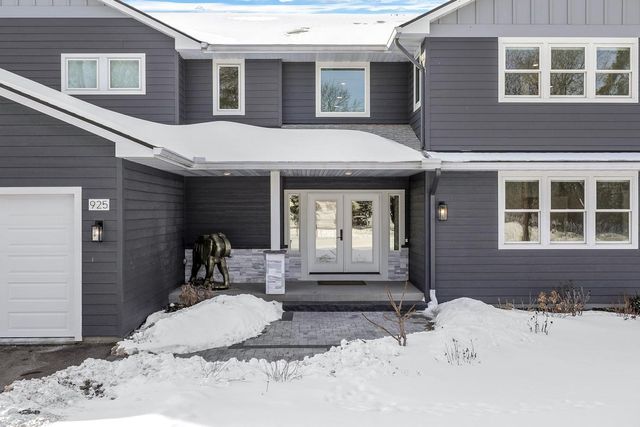 925 Minnesota Lane N, Plymouth, MN 55447