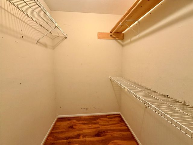 8431 Hearth Unit 24 Drive, Houston, TX 77054