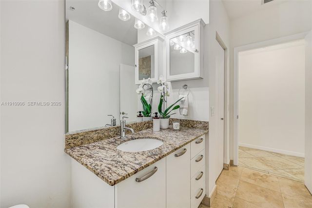 704 N Ocean Boulevard 1001, Pompano Beach, FL 33062