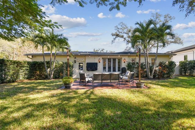 4602 W BROWNING AVENUE, Tampa, FL 33629