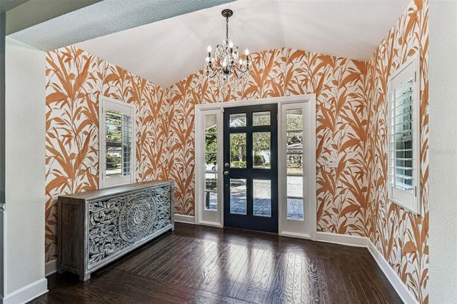 4602 W BROWNING AVENUE, Tampa, FL 33629