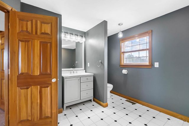 5499 Selu Drive, Liberty Twp, OH 45011