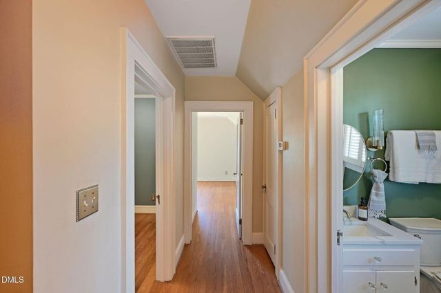 533 Parkview Drive, Burlington, NC 27215