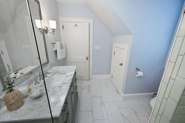 533 Parkview Drive, Burlington, NC 27215