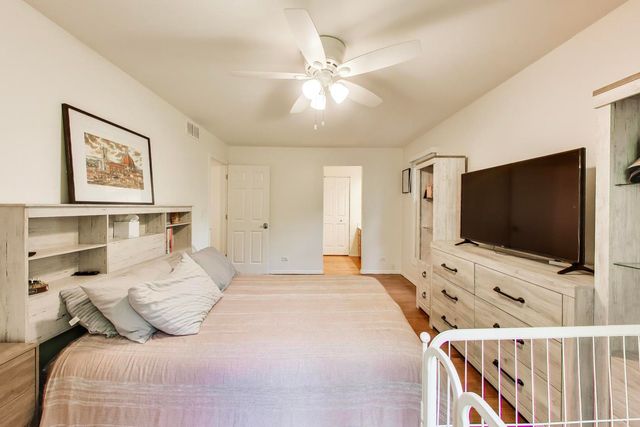 601 Country Lane, Des Plaines, IL 60016