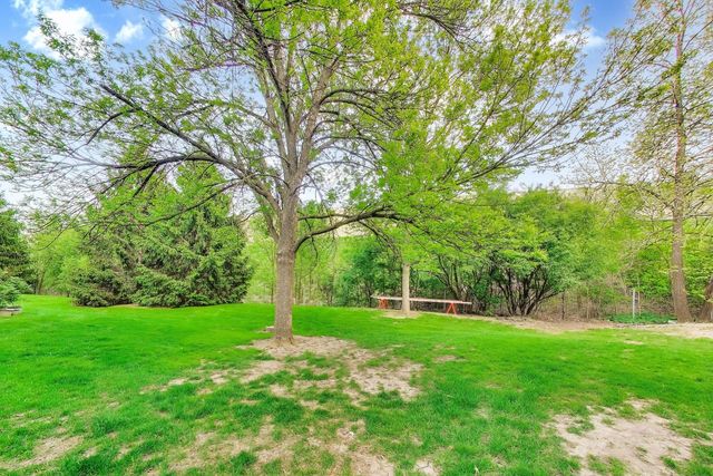 601 Country Lane, Des Plaines, IL 60016