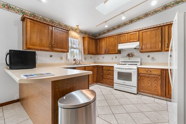 2209 Poinsettia Street, Portage, IN 46368