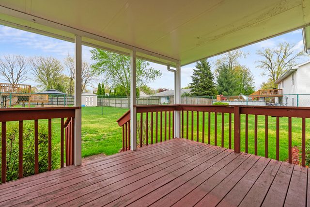 2209 Poinsettia Street, Portage, IN 46368
