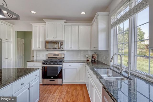 5680 CHARLTON WAY, Mechanicsburg, PA 17050
