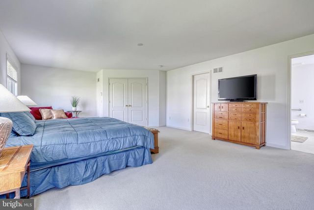 5680 CHARLTON WAY, Mechanicsburg, PA 17050