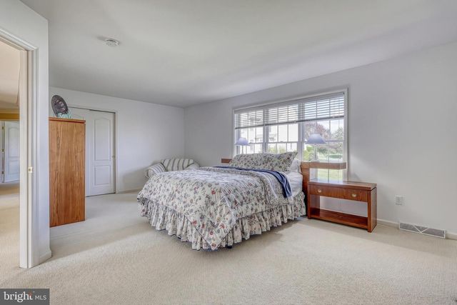 5680 CHARLTON WAY, Mechanicsburg, PA 17050