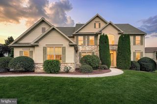 5680 CHARLTON WAY, Mechanicsburg, PA 17050