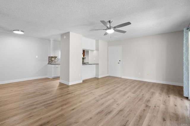 5700 Baltimore Drive 195, La Mesa, CA 91942