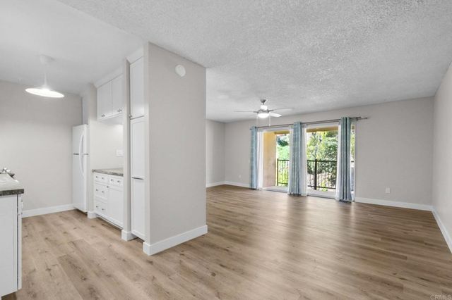 5700 Baltimore Drive 195, La Mesa, CA 91942