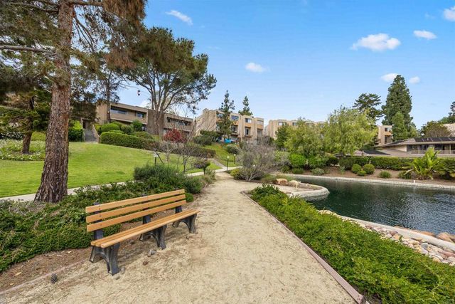 5700 Baltimore Drive 195, La Mesa, CA 91942