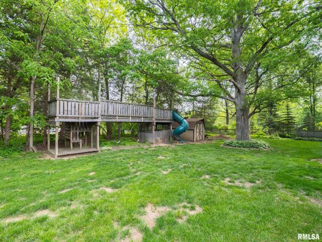 244 WHISPERING OAKS Drive, Germantown Hills, IL 61548