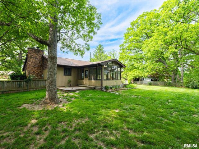 244 WHISPERING OAKS Drive, Germantown Hills, IL 61548