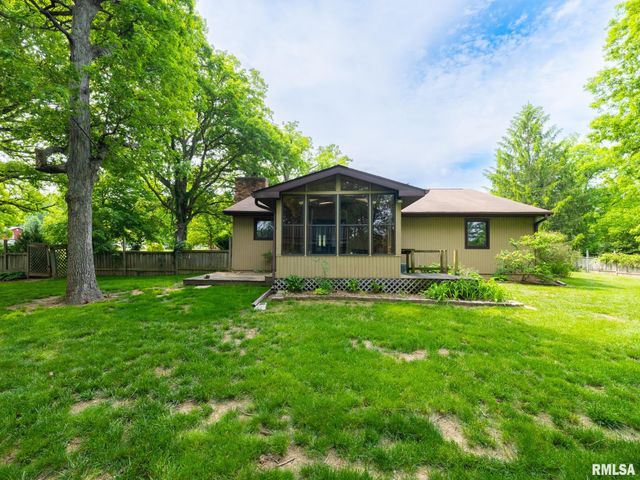 244 WHISPERING OAKS Drive, Germantown Hills, IL 61548