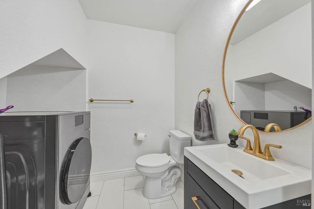 107 Sebastopol Ave, Santa Rosa, CA 95407