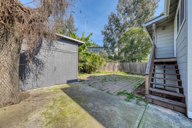 107 Sebastopol Ave, Santa Rosa, CA 95407