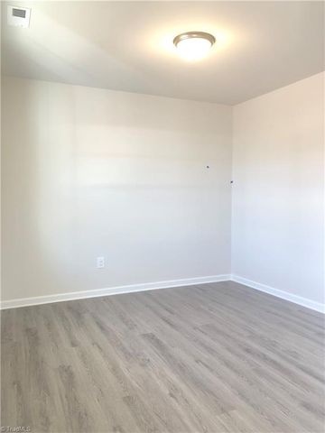 622 Cox Avenue, Thomasville, NC 27360