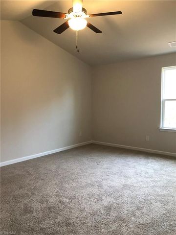 622 Cox Avenue, Thomasville, NC 27360