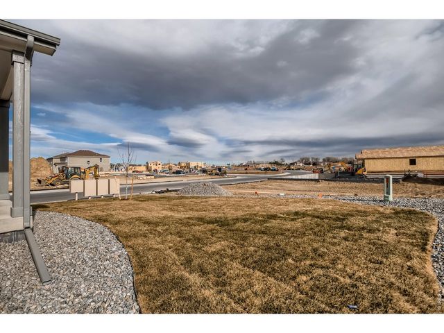 233 Sugar Beet Ln, Berthoud, CO 80513