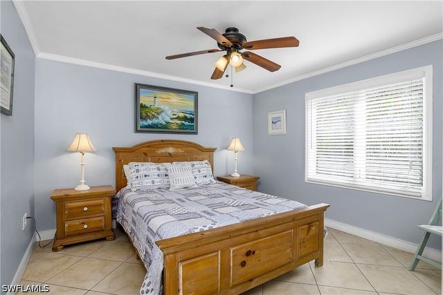 1072 Wisconsin DR, Naples, FL 34103