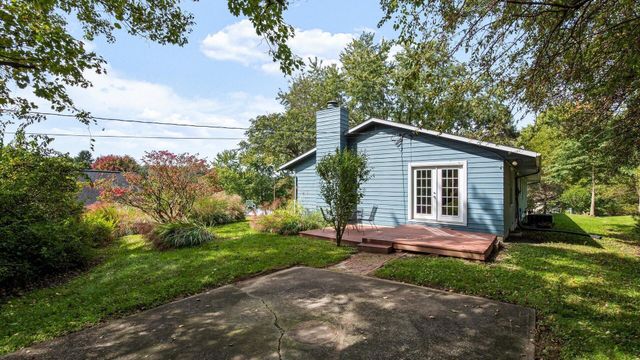 1681 S Watson Road SE, Heath, OH 43056