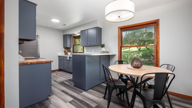 1681 S Watson Road SE, Heath, OH 43056