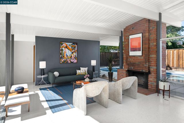 4095 Phoenix St, Concord, CA 94521