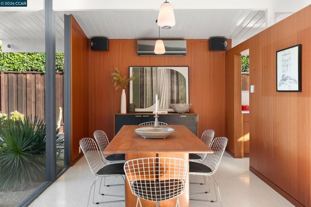 4095 Phoenix St, Concord, CA 94521