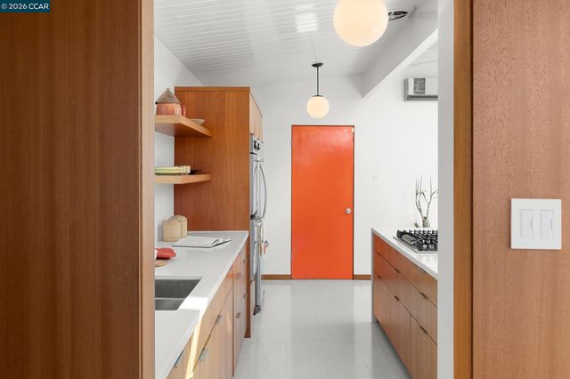 4095 Phoenix St, Concord, CA 94521