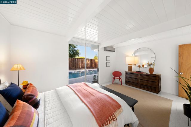 4095 Phoenix St, Concord, CA 94521