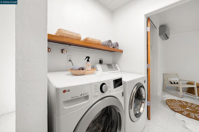 4095 Phoenix St, Concord, CA 94521