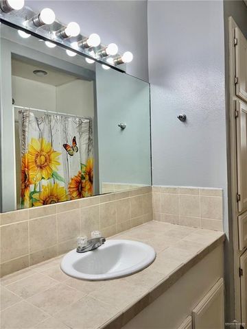 510 Garcia Avenue, Mercedes, TX 78570