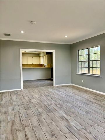 510 Garcia Avenue, Mercedes, TX 78570