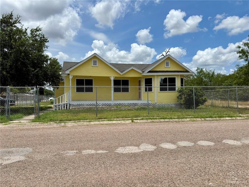 510 Garcia Avenue, Mercedes, TX 78570
