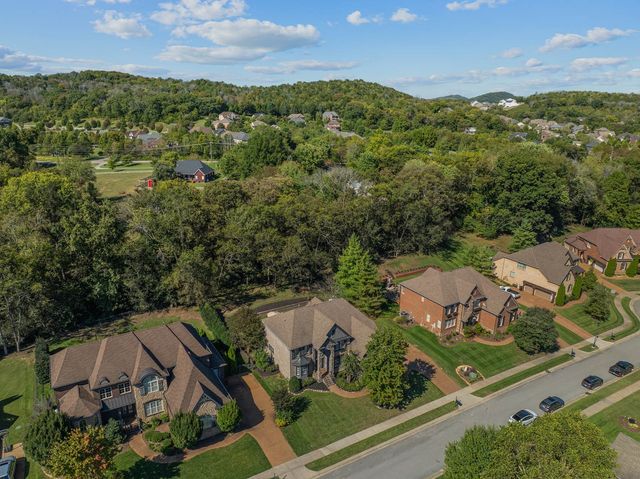 9092 Chardonnay Trce, Franklin, TN 37067