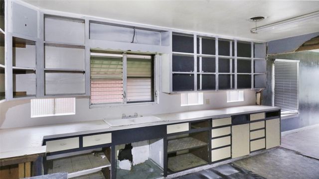 7328 Ravehill Lane, Dallas, TX 75227