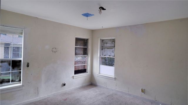 7328 Ravehill Lane, Dallas, TX 75227