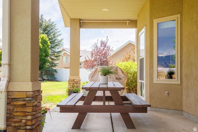1065 W WINDSOR DR, North Salt Lake, UT 84054