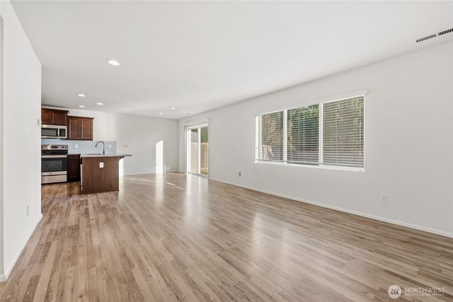 2306 Fiddleback Street NE, Lacey, WA 98516